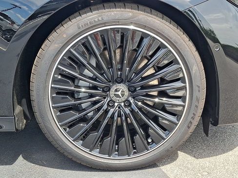 New 2026 Mercedes-Benz E 350 4MATIC Sedan image 5