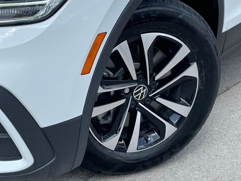 Used 2024 Volkswagen Tiguan S image 8