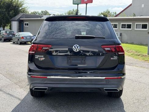 Used 2018 Volkswagen Tiguan SEL AWD/4WD image 21
