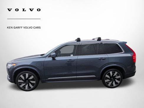 Certified 2023 Volvo XC90 T8 Ultimate image 7