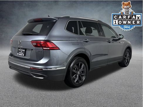 Used 2024 Volkswagen Tiguan SE image 9
