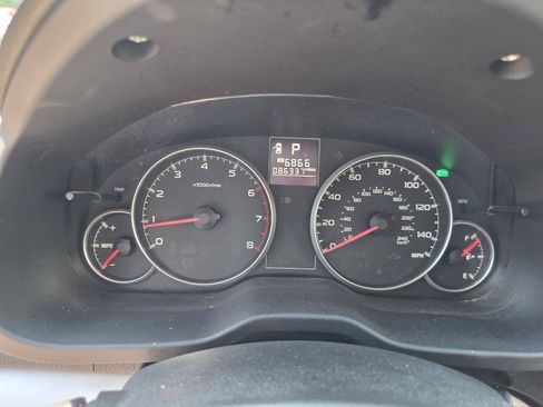 Used 2013 Subaru Legacy 2.5i Premium w/ All-Weather Pkg AWD/4WD image 21