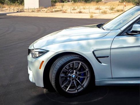 Used 2018 BMW M3 image 5
