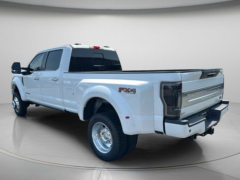 Used 2021 Ford F450 Platinum w/ FX4 Off-Road Package AWD/4WD image 5