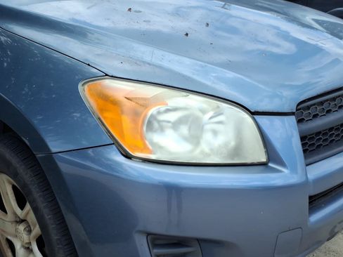 Used 2011 Toyota RAV4 4WD w/ Base L4 Extra Value Pkg image 3
