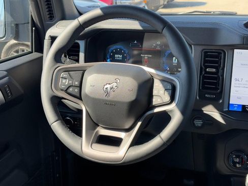 New 2025 Ford Bronco Badlands AWD/4WD image 7