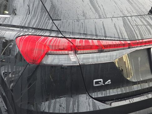 Used 2023 Audi Q4 e-tron Premium Plus image 35