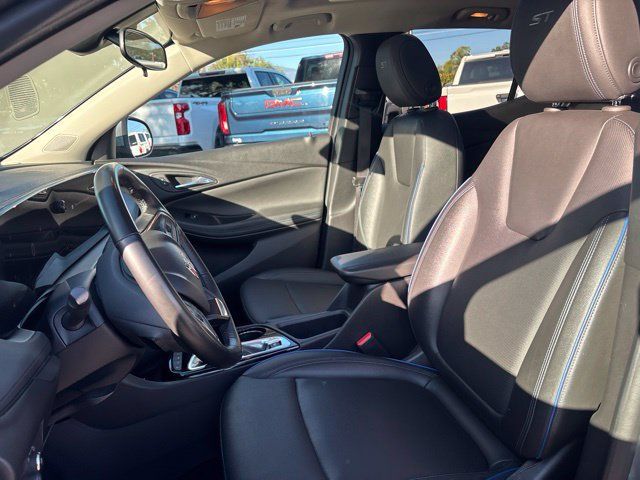 Used 2025 Buick Encore GX Sport Touring w/ Experience Buick Package AWD/4WD image 12