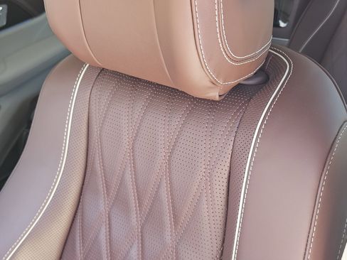 Certified 2024 Mercedes-Benz Maybach GLS 600 4MATIC image 15