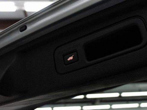 New 2026 Honda Odyssey Touring image 12