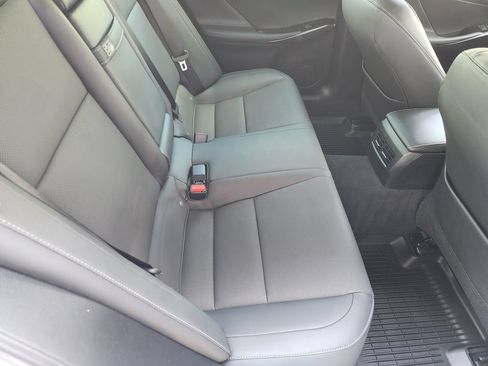 Certified 2022 Lexus IS 300 w/ Accessory Package 2 RWD image 31