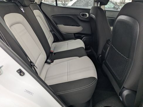 Certified 2023 Hyundai Venue SEL image 30