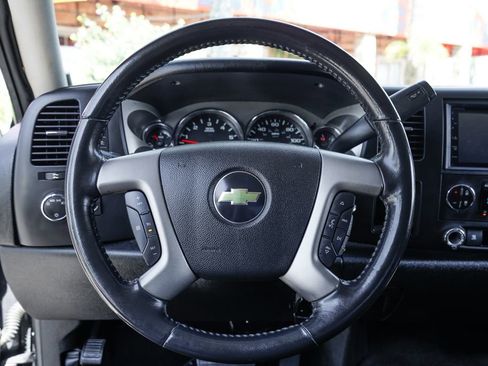 Used 2010 Chevrolet Silverado 1500 LT w/ Regional Value Package image 20