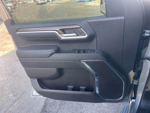 Certified 2024 Chevrolet Silverado 1500 LT image 35