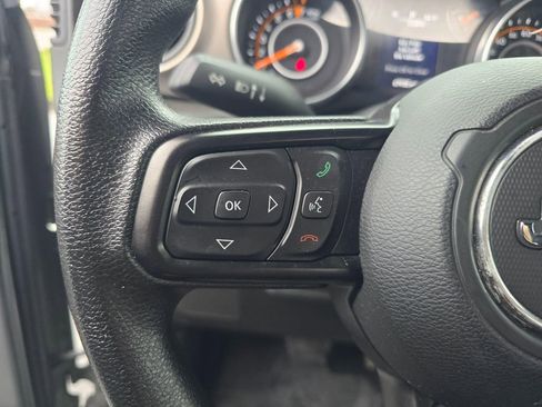 Used 2019 Jeep Wrangler Sport image 19