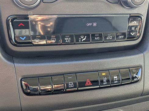 Used 2025 RAM ProMaster 3500 w/ Quick Order Package 22G SLT image 24