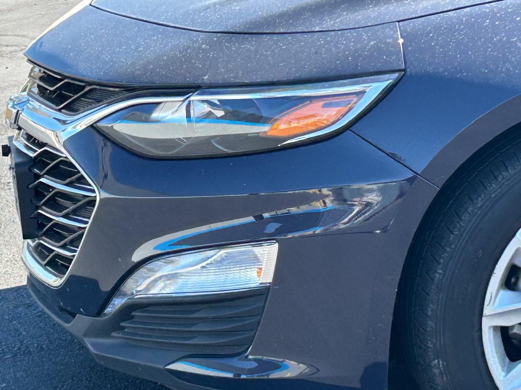 Used 2025 Chevrolet Malibu LT FWD image 11