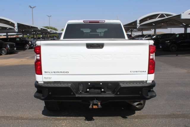 Used 2024 Chevrolet Silverado 2500 Custom w/ Custom Value Package AWD/4WD image 4