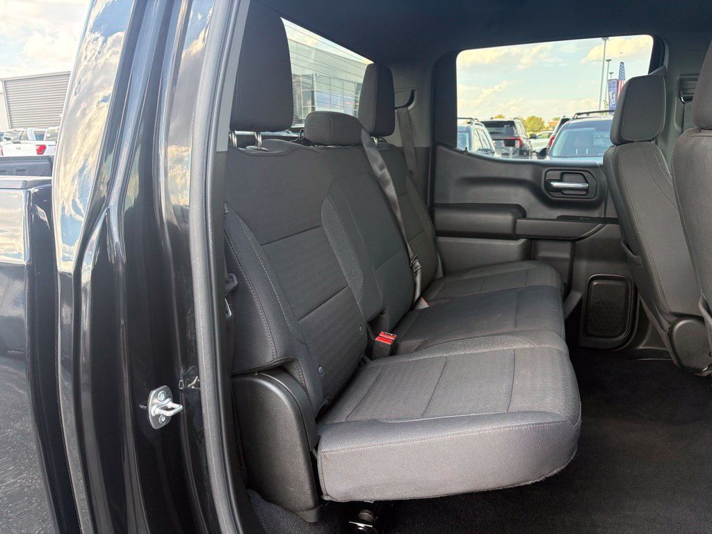 Used 2025 Chevrolet Silverado 1500 Custom AWD/4WD image 19