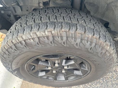 Used 2023 Jeep Wrangler Unlimited AWD/4WD image 9