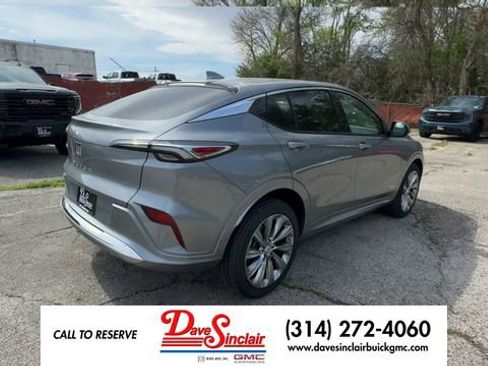 New 2026 Buick Envista Avenir FWD image 8