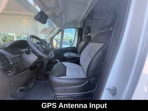 New 2026 RAM ProMaster 2500 w/ Premium Convenience Group image 9