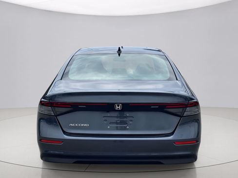 Used 2024 Honda Accord EX image 3
