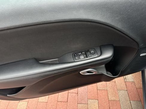 Used 2022 Dodge Challenger GT RWD image 13
