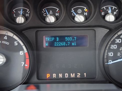 Used 2016 Ford F250 XL RWD image 14