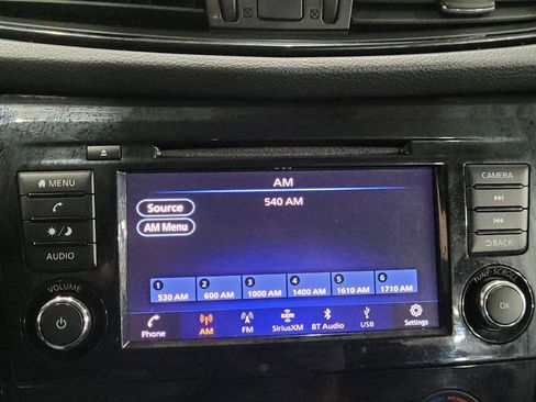 Used 2019 Nissan Rogue S image 25