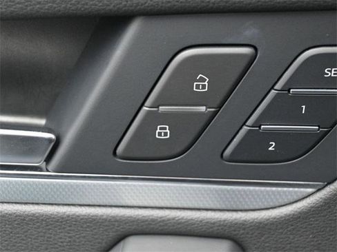 Used 2024 Audi Q5 2.0T Premium Plus w/ Premium Plus Package image 14