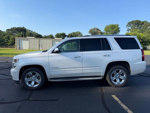 Used 2017 Chevrolet Tahoe Premier AWD/4WD image 3