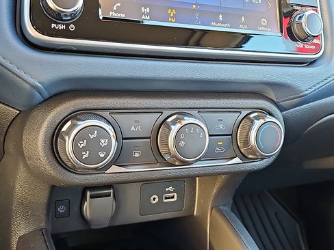 Certified 2025 Nissan Versa SV w/ Trunk Package image 16