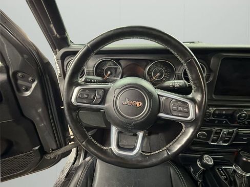 Used 2021 Jeep Gladiator Overland w/ Popular Equipment Package image 11