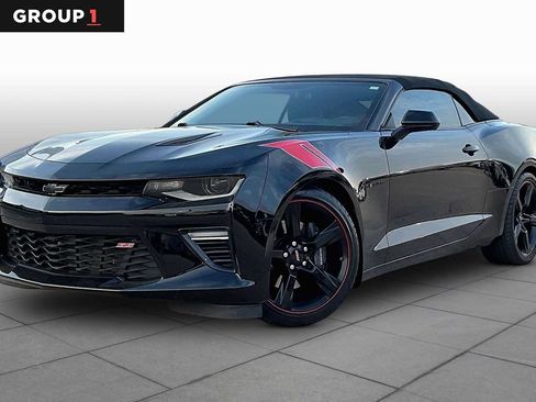 Used 2018 Chevrolet Camaro SS RWD image 1