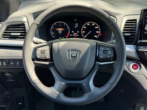 New 2026 Honda Odyssey Sport-L image 16