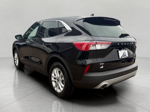 Used 2020 Ford Escape SE image 10