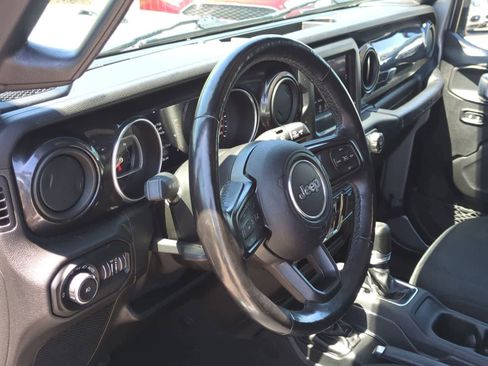 Used 2021 Jeep Wrangler Unlimited Sport AWD/4WD image 10