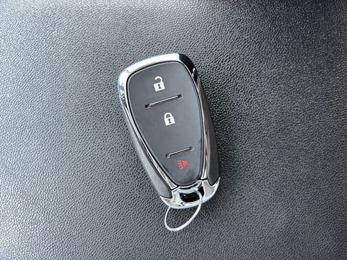 Used 2024 Chevrolet Equinox LT w/ LPO, Floor Liner Package AWD/4WD image 31