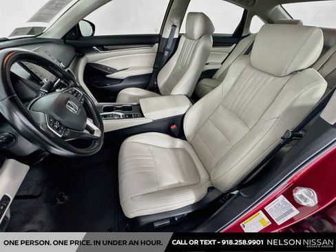Used 2021 Honda Accord Touring image 21