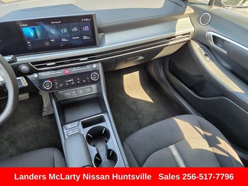 Used 2024 Hyundai Sonata SEL FWD image 16