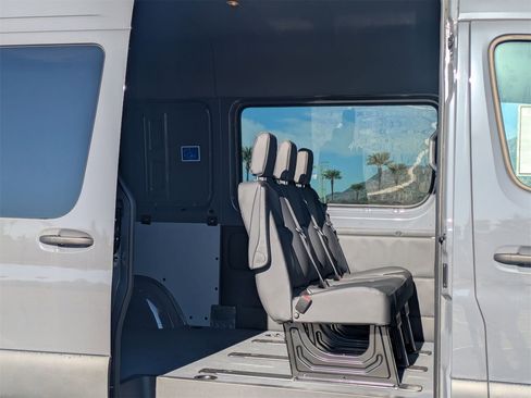 New 2025 Mercedes-Benz Sprinter 2500 image 7