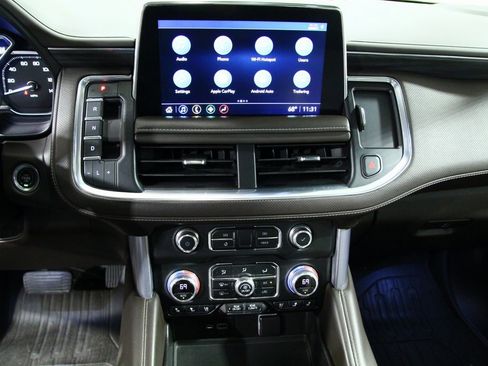 Used 2021 GMC Yukon XL SLT w/ SLT Luxury Plus Package image 20