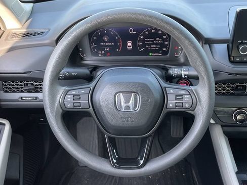 Used 2025 Honda Accord LX image 11