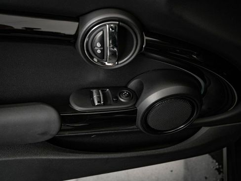 Used 2023 MINI Cooper SE image 24