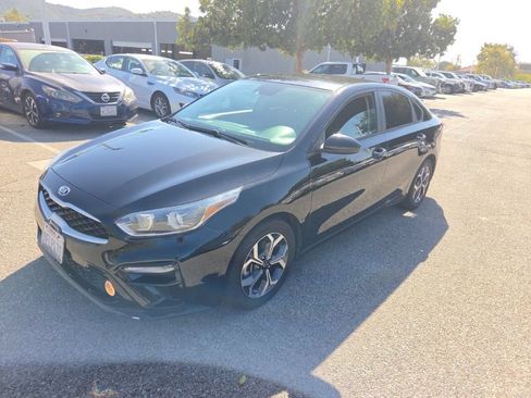 Used 2021 Kia Forte LXS FWD image 1