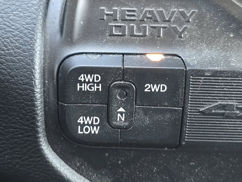 Used 2020 RAM 3500 Laramie image 19