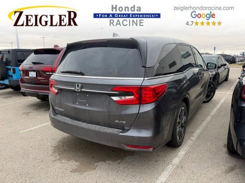 Used 2023 Honda Odyssey Elite image 4