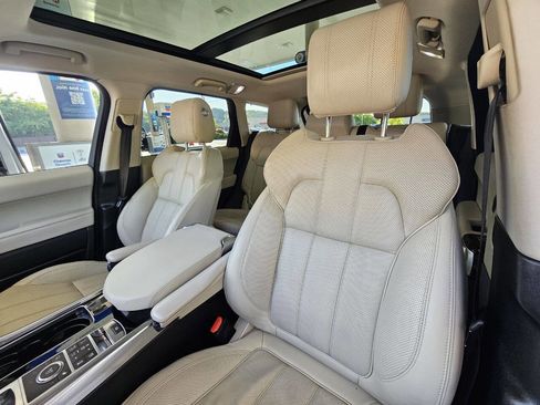 Used 2016 Land Rover Range Rover Sport Supercharged AWD/4WD image 6