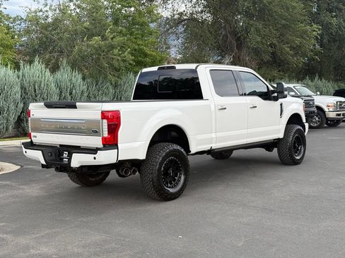 Used 2019 Ford F350 Platinum w/ Platinum Ultimate Package AWD/4WD image 9